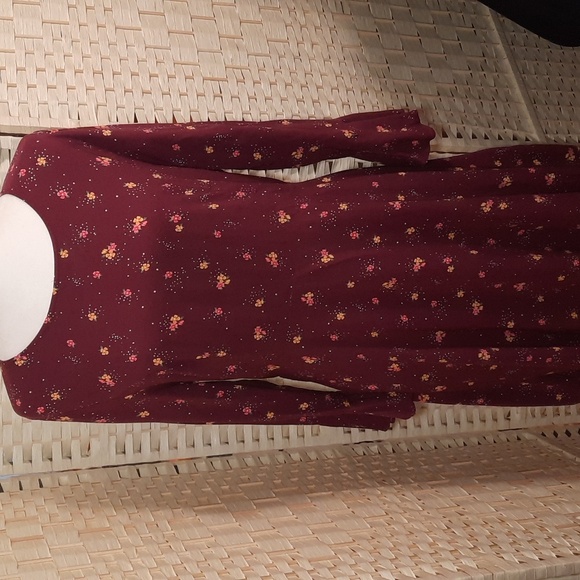 Old Navy Flared Sleeve Purple Floral Midi Dress - Picture 2 of 7